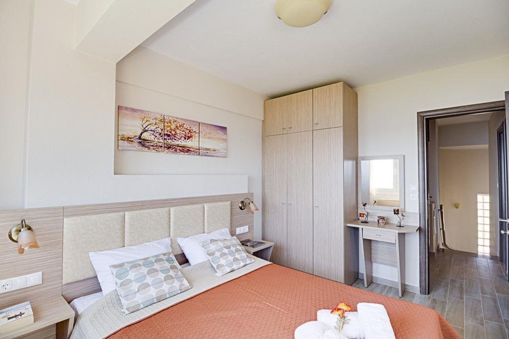 Villa Nefeli - Akti Salonikiou A Agios Nikolaos  Exteriör bild