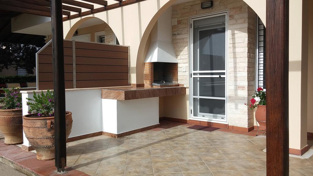 Villa Nefeli - Akti Salonikiou A Agios Nikolaos  Exteriör bild